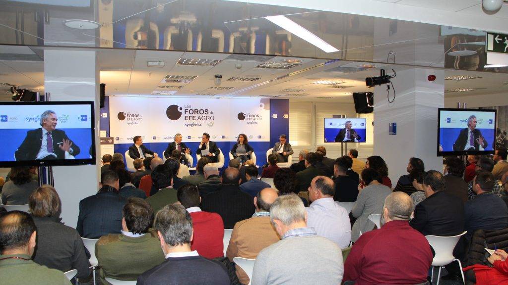 Syngenta Un momento del debate|Syngenta1.- La Secretaria de Estado de Medio Ambiente|Syngenta Los premiados por su aportación a la sostenibilidad|lowres-smallholder-infografia-ggp